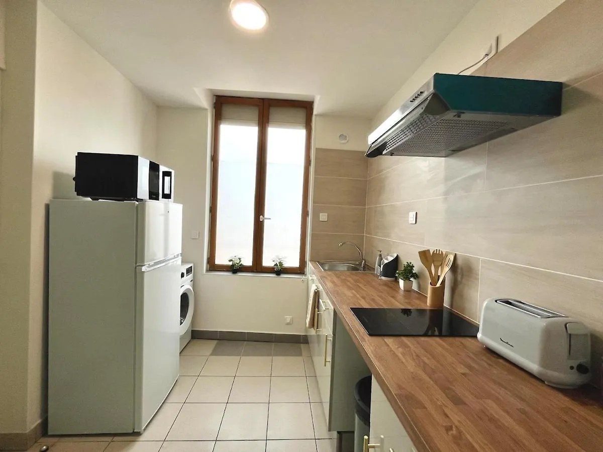Duplex Renove A 15 Min De Lyon Apartment Saint-Fons France